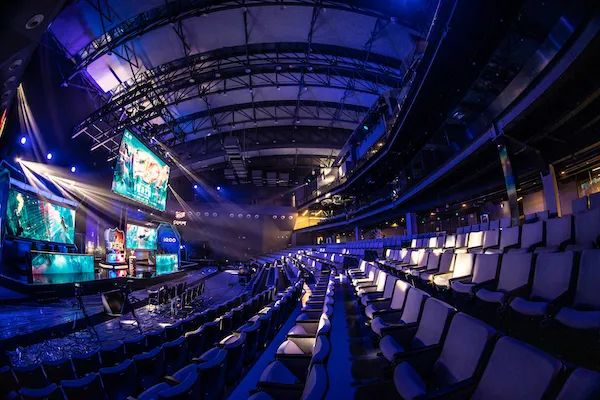 与上限想象 与上限想象